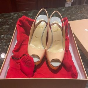 Worn a few times sz 36 Christian Louboutin amyada